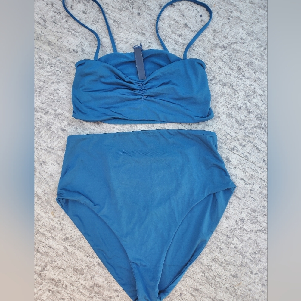Manakai 2 Peice Bathing Suit